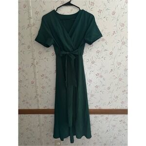 Elegant‎ Women's Deep Green Dress with Tie Waist highlow whismgoth cottagecore